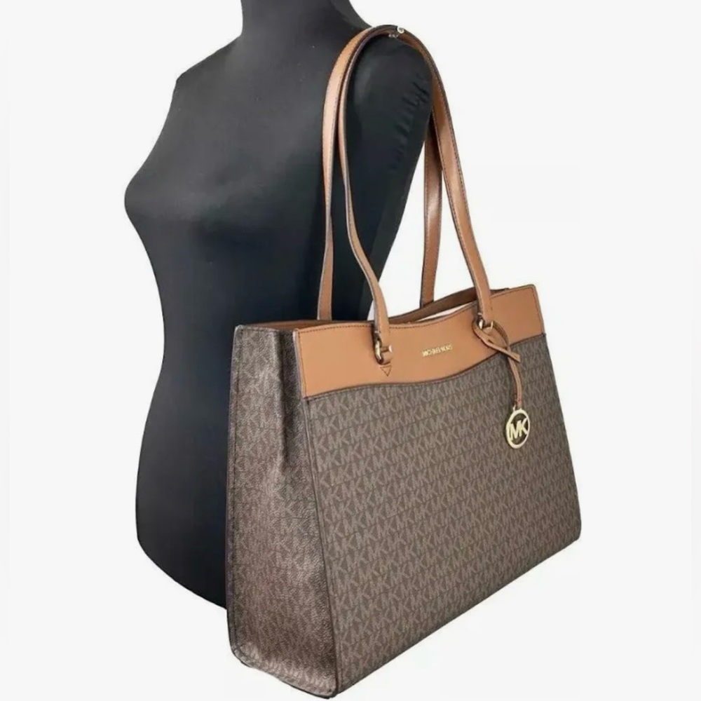 Michael Kors Jet Set Large Pocket Tote Bag - Picture 12 of 12